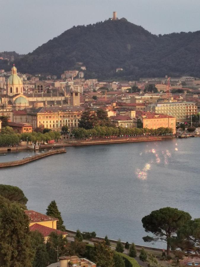 Veranda Lake View Como Luaran gambar