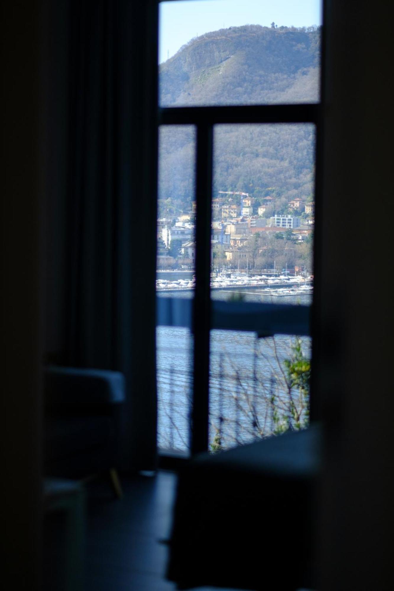 Veranda Lake View Como Luaran gambar